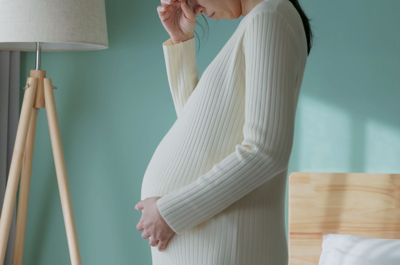 妊娠中のよもぎ蒸しは慎重な対応が必要